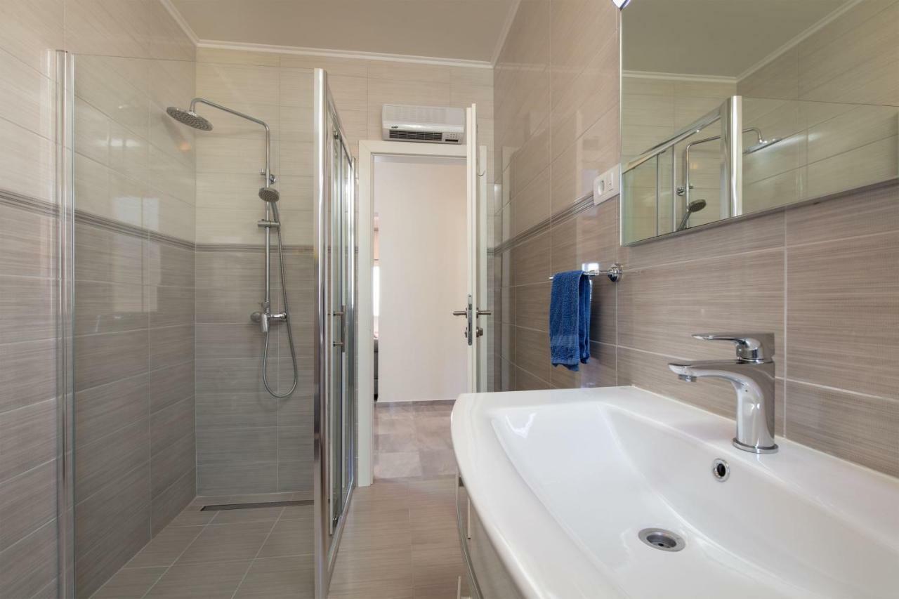 Luxury Apartment Nora Подстрана Екстериор снимка